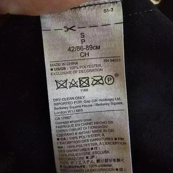 -🌻 BANANA REPUBLIC Racer back tank. Navy w/ white trim. - Picture 2 of 2